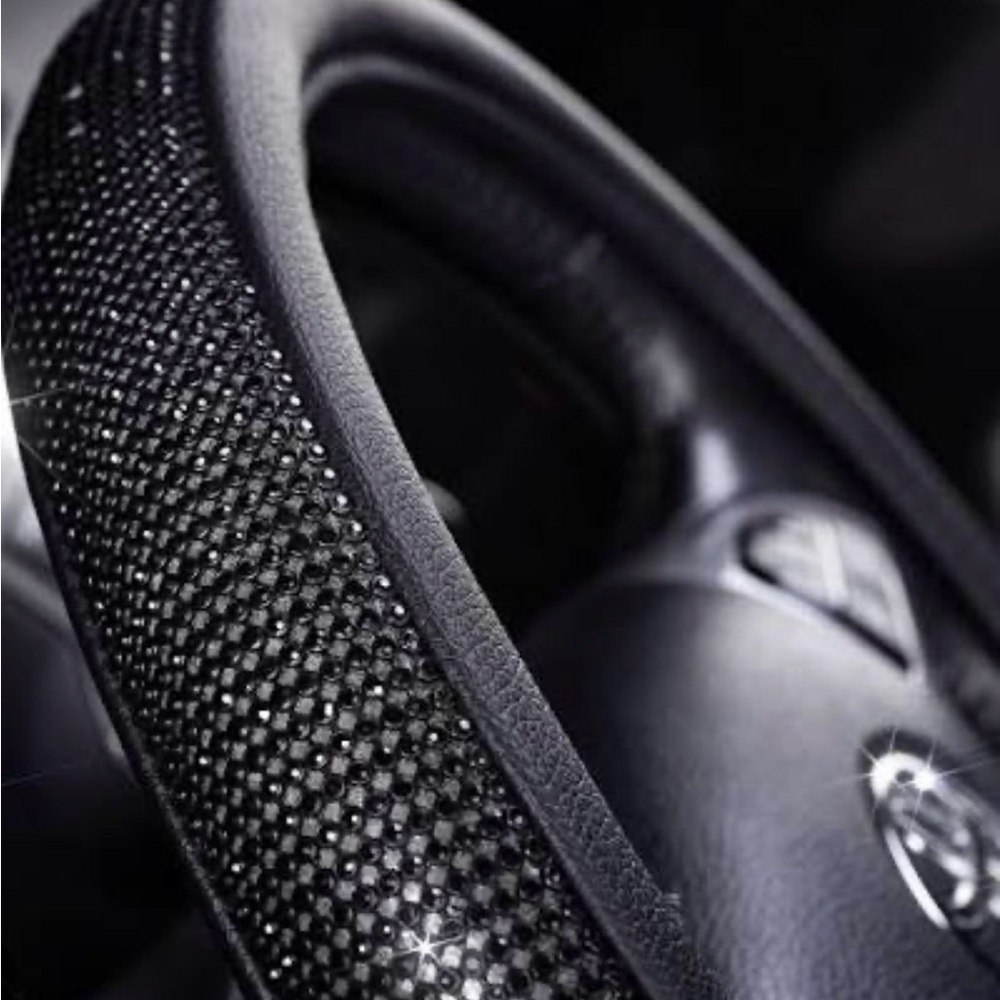 Elegant Black Rhinestone Steering Wheel Cover